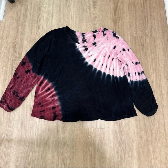 Torrid Women's Dream Fleece Tie Dye Sleep Tee Sweatshirt Long Sleeve - Picture 3 of 6